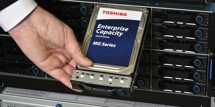 Almacenamiento empresarial Discos duros 16 TB Toshiba MG08, Discos duros empresariales,