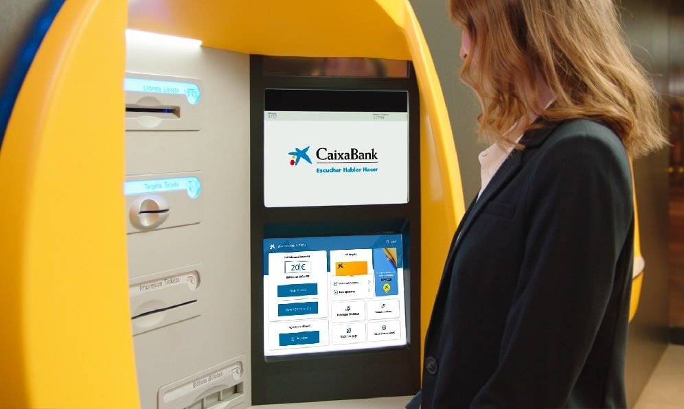 CaixaBank ATMNow ofrece la misma experiencia de uso de la banca digital que en móvil y web