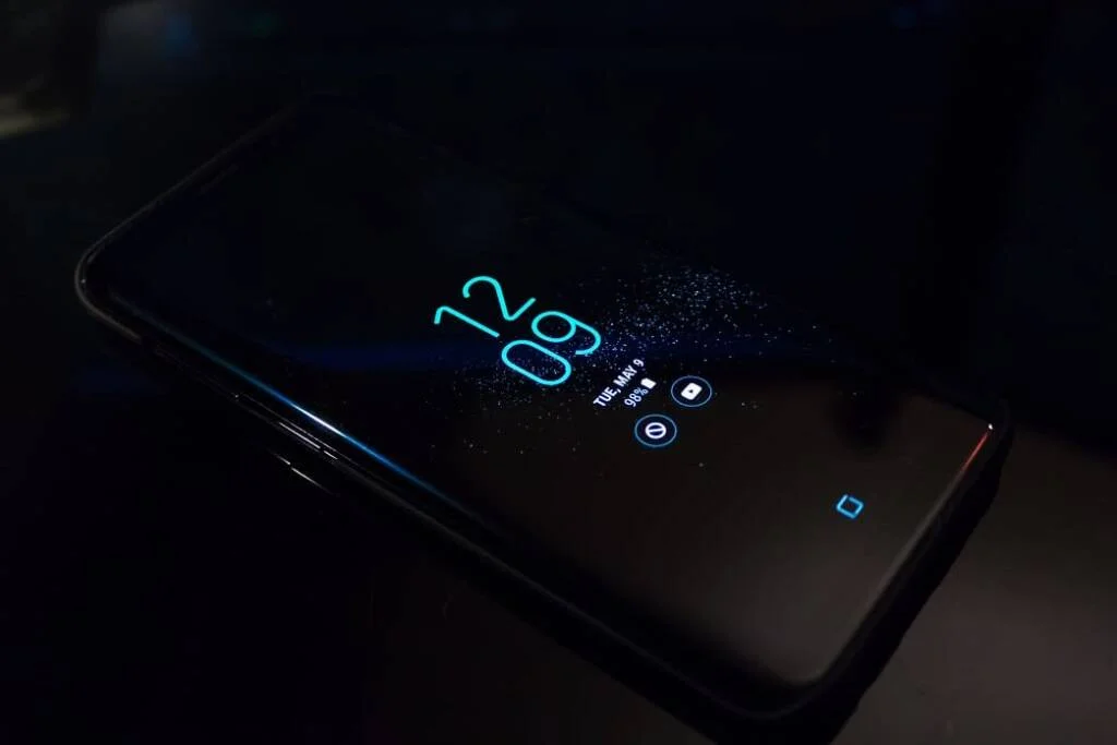 Xiaomi 13T, el celular capaz de soportar el peso de la inteligencia  artificial