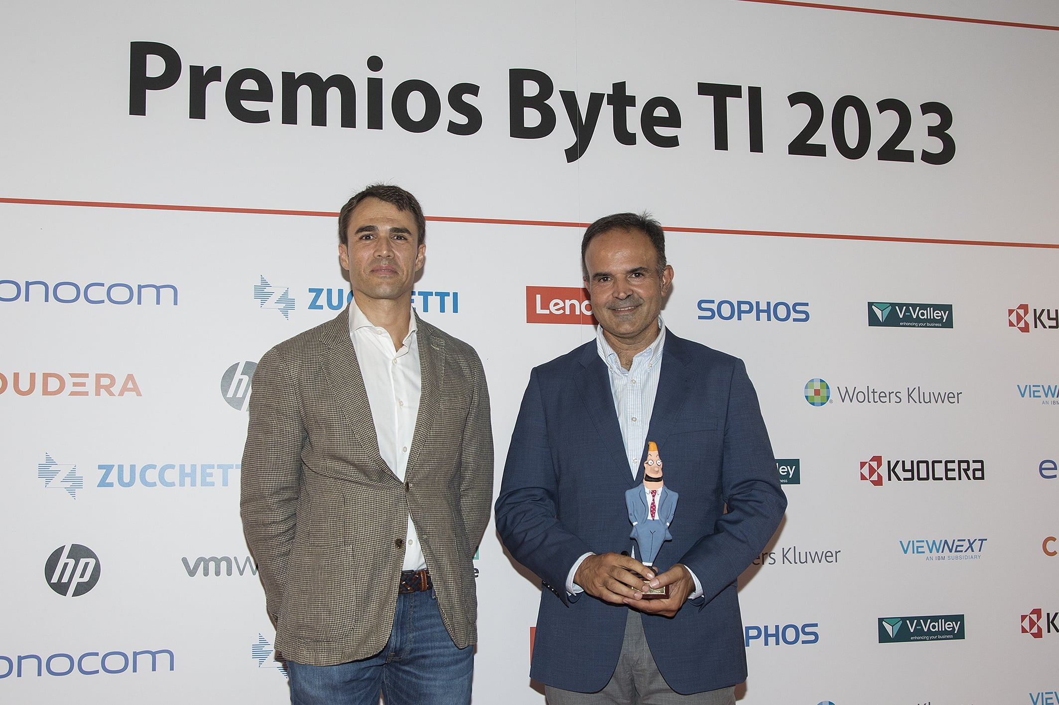 Recoge: Daniel Mozo Cuadrado, Director de Sistemas de Madrid DigitalEntrega: Alexandre Bento, Director Comercial en VMware