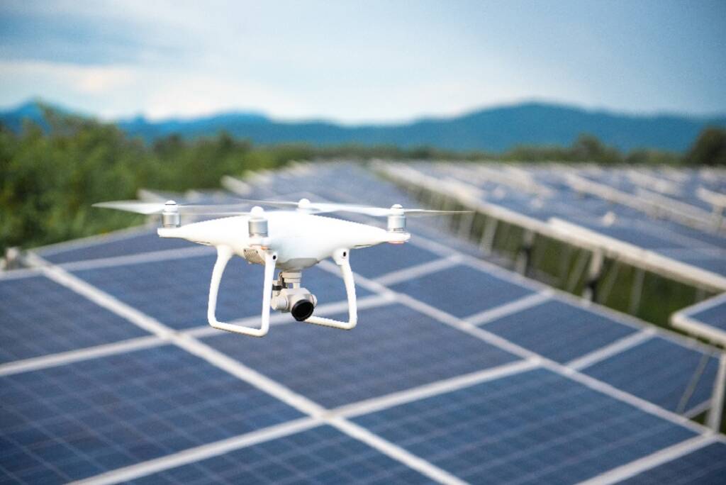 plantas fotovoltaicas drones e IA