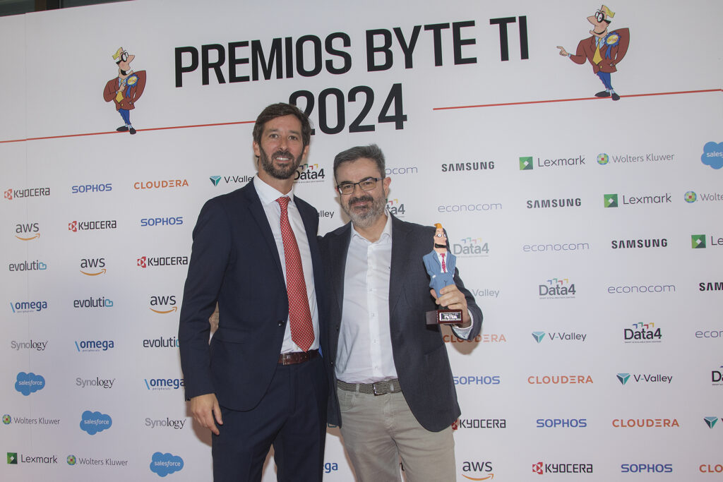 Premio a la mejor plataforma de ciberseguridad para
Barracuda Cybersecurity Platform. Recogió el premio: Miguel López, country manager de Barracuda