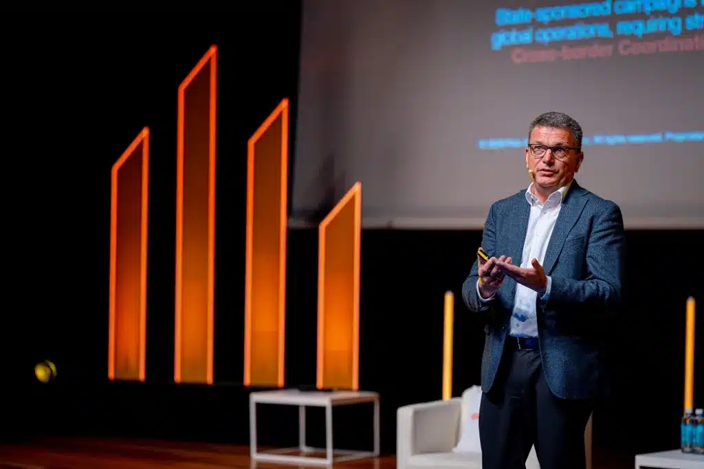 Palo Alto plataformización Helmut Reisinger
