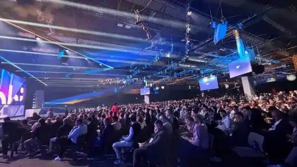 Sapphire empresa autónoma