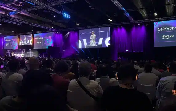 AWS Summit Madrid - Tanuja Randery