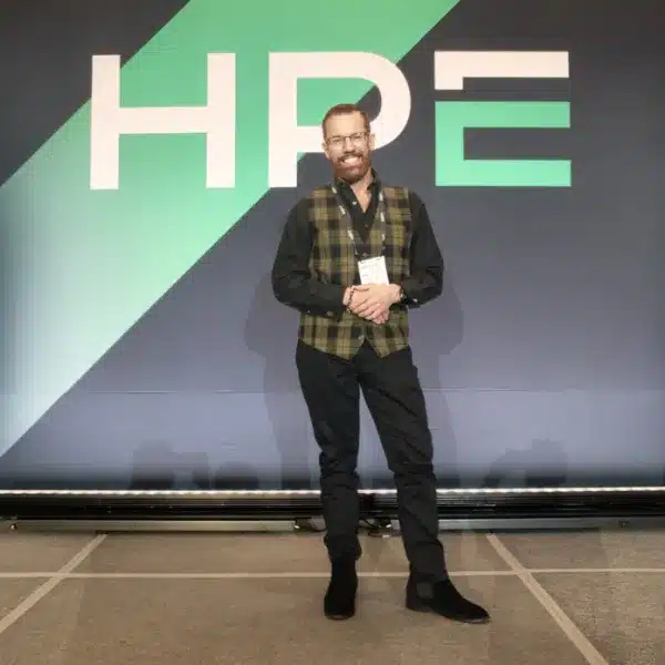 Dale Brown, Global Head of Growth, AI Solution Sales de HPE: “Existe un reto importante relacionado con la alfabetización en IA”