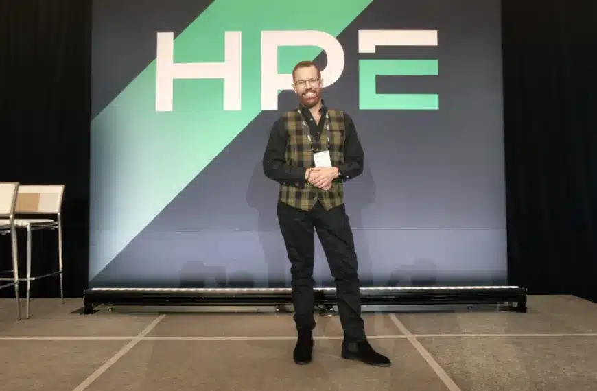 Dale Brown, Global Head of Growth, AI Solution Sales de HPE