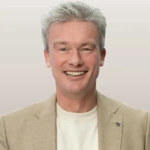Revista Byte TI - Noticias de Informática | Noticias de Tecnología | Noticias Ciberseguridad para el CIO, Director de Sistemas y Ciberseguridad 44 Patrick Xhonneux, SVP Marketing en SAS para Byte