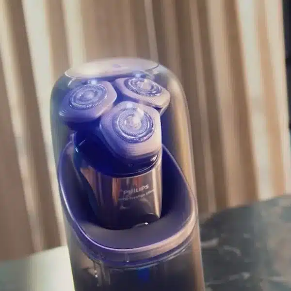 Revista Byte TI - Noticias de Informática | Noticias de Tecnología | Noticias Ciberseguridad para el CIO, Director de Sistemas y Ciberseguridad 5 Philips i9000 Prestige Ultra: afeitado apurado y tecnología inteligente