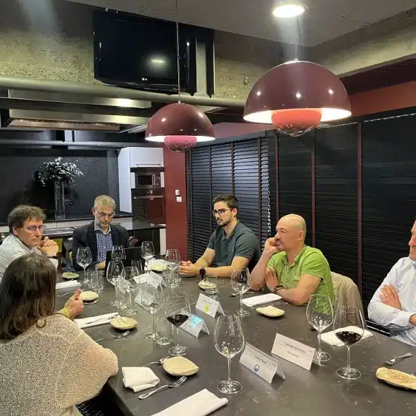Revista Byte TI - Noticias de Informática | Noticias de Tecnología | Noticias Ciberseguridad para el CIO, Director de Sistemas y Ciberseguridad 2 Automatizar procesos para competir: la nueva ventaja estratégica de empresas y administraciones