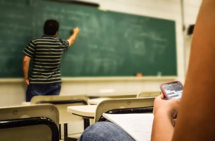 Revista Byte TI - Noticias de Informática | Noticias de Tecnología | Noticias Ciberseguridad para el CIO, Director de Sistemas y Ciberseguridad 8 Ataques sector educativo Sophos