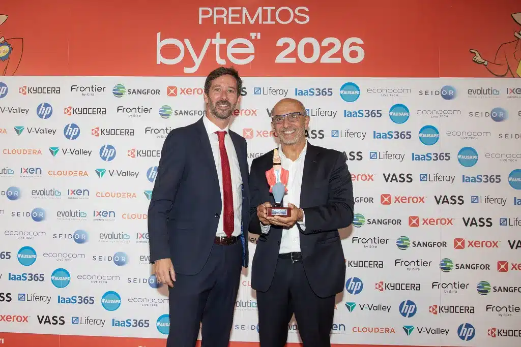 Premio a la Mejor empresa TIC para Google Cloud. Recogió el galardón  Isaac Hernández, Country Manager de Google Cloud