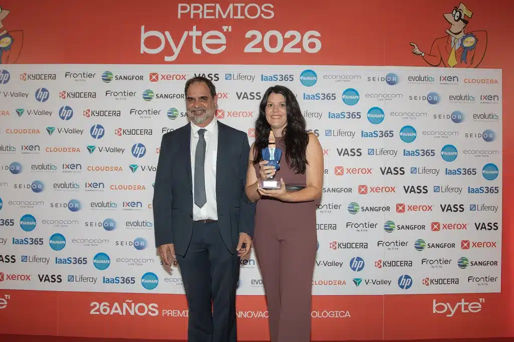 Mejor dirección de comunicación para Raquel Durá, Head of PR and Communications de AWS