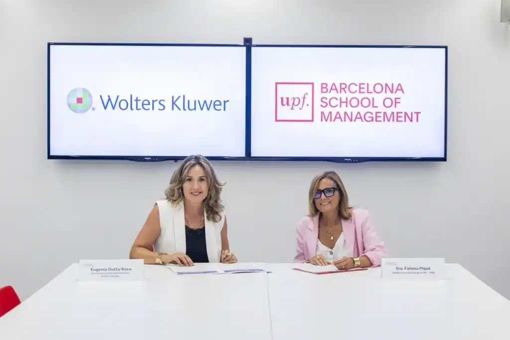 Wolters Kluwer y la UPF Barcelona School of Management colaboran para impulsar formación y talento en el entorno empresarial 5 Formación y talento - Firma Acuerdo Wolters Kluwer UPFBSM