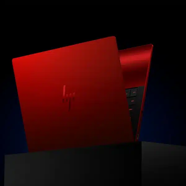Revista Byte TI - Noticias de Informática | Noticias de Tecnología | Noticias Ciberseguridad para el CIO, Director de Sistemas y Ciberseguridad 3 HP y Ferrari fusionan diseño e IA en un portátil