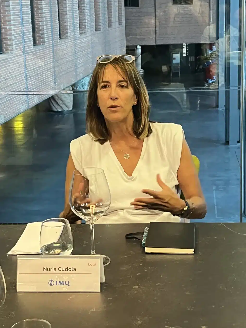 Aplicar la IA a la estrategia empresarial 6 Nuria Cudola, responsable de organización y sistemas en Clínica IMQ