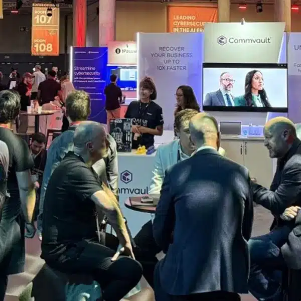 Revista Byte TI - Noticias de Informática | Noticias de Tecnología | Noticias Ciberseguridad para el CIO, Director de Sistemas y Ciberseguridad 4 Commvault mostrará en Fal.Con 2026 cómo desarrollar una estrategia integral de ciberresiliencia